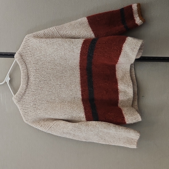 Sita Murt Alpaca and Wool Sweater - Picture 13 of 16